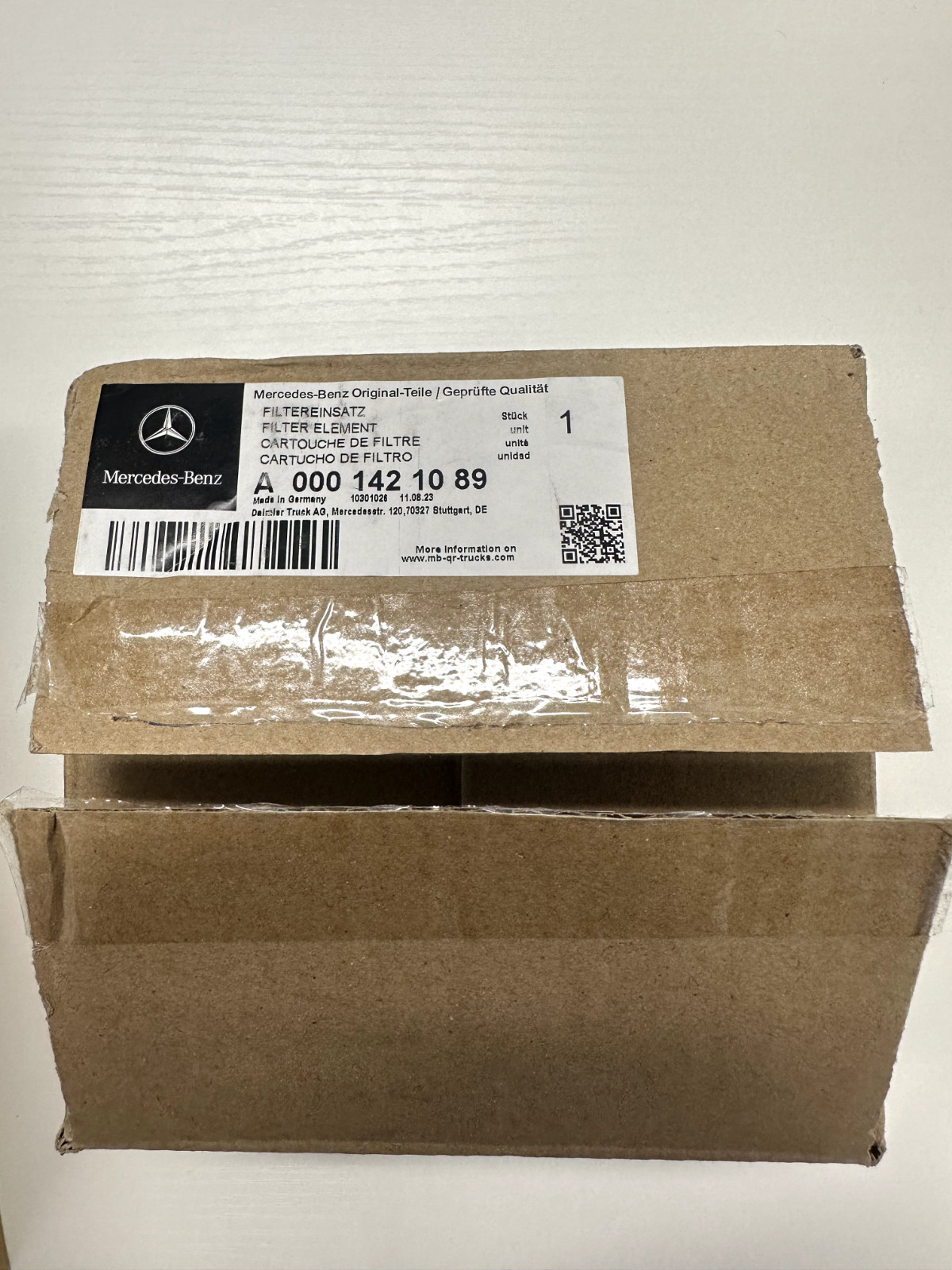 GENUINE Freightliner Cascadia DD15 DD13 DEF Filter A0001421089/A0004700892