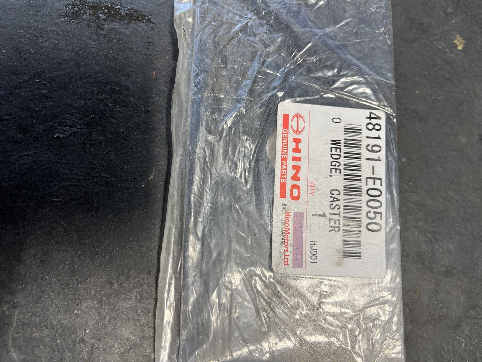 OEM HINO FRONT AXLE CASTER WEDGE/SPACER P/N 48191-E0050