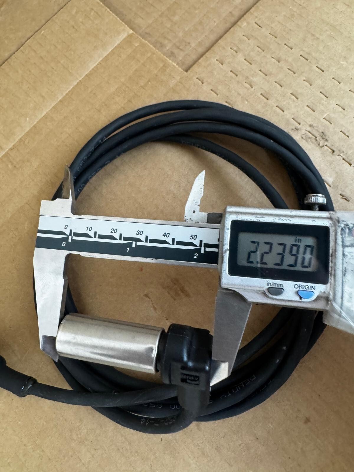 Bendix SENSOR, INDUCTION, SPEED, WS-24, 90DEG P/N 016540, GV0498992