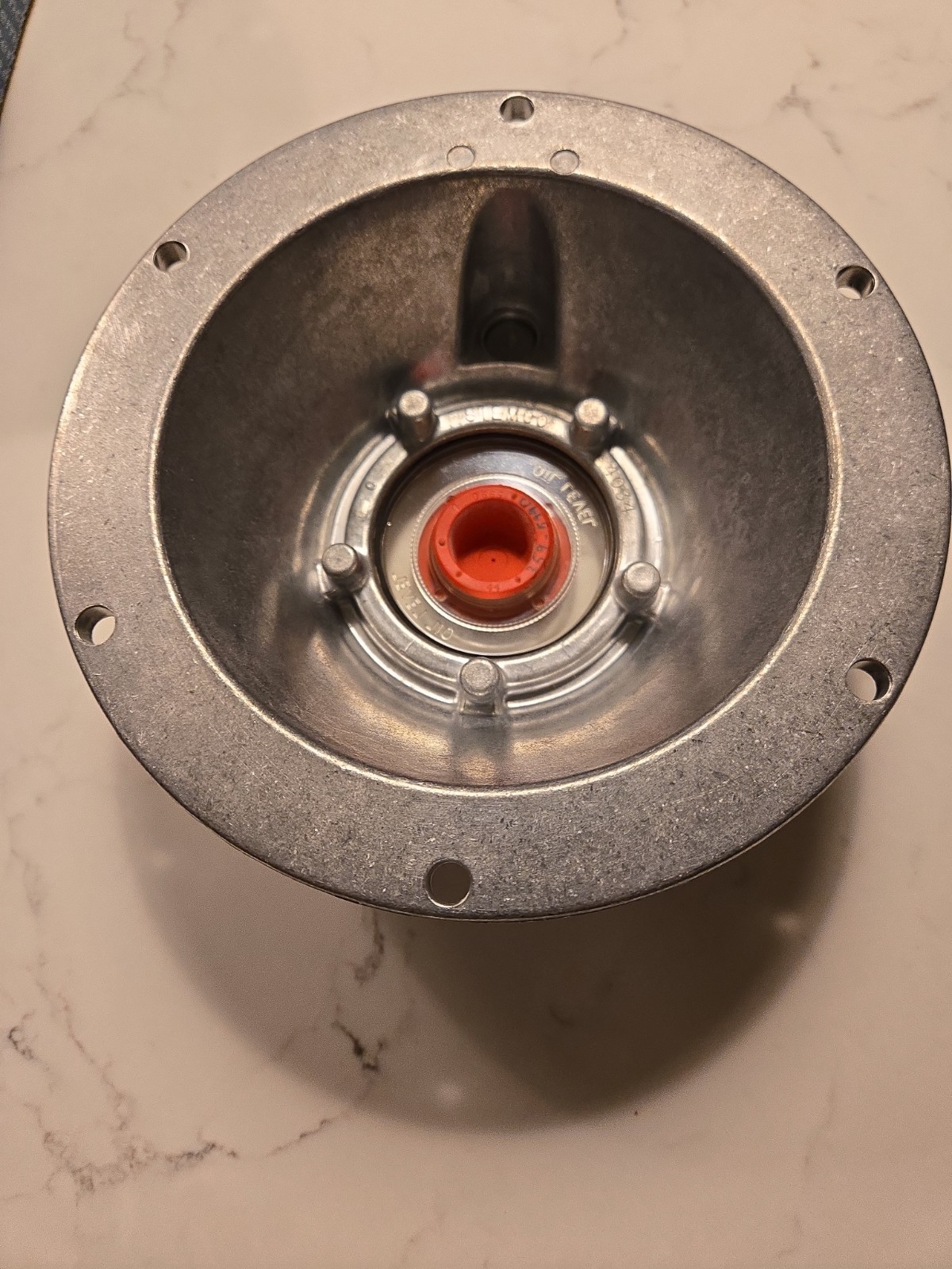 343-4034 ~ STEMCO Hub Cap w/Pipe Plug