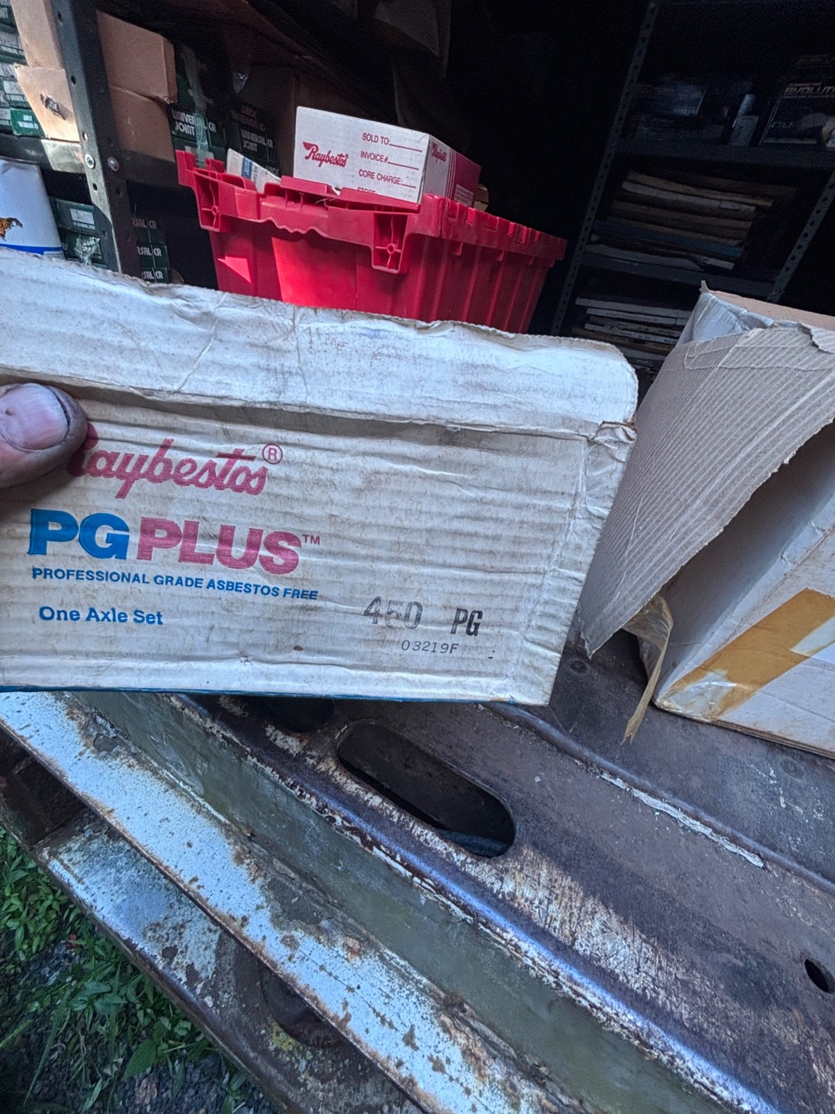 RAYBESTOS 450PG BRAKE SHOES 9W ”READ THE LISTING ””