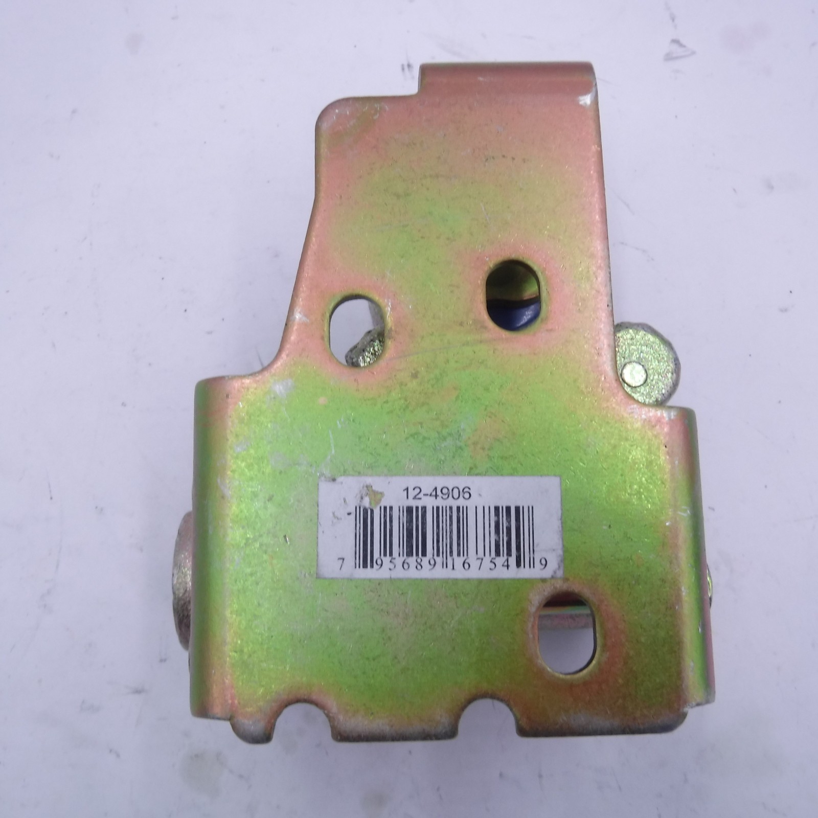 Phillips 3/8″ F NPT 90° Service STA-LOCK Cast Iron Swinger Glad Hand 12-4906