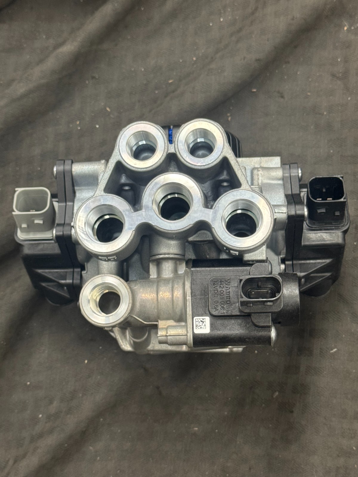 WABCO GENUINE MERITOR WABCO WAB RELAY VALVE 9760001100
