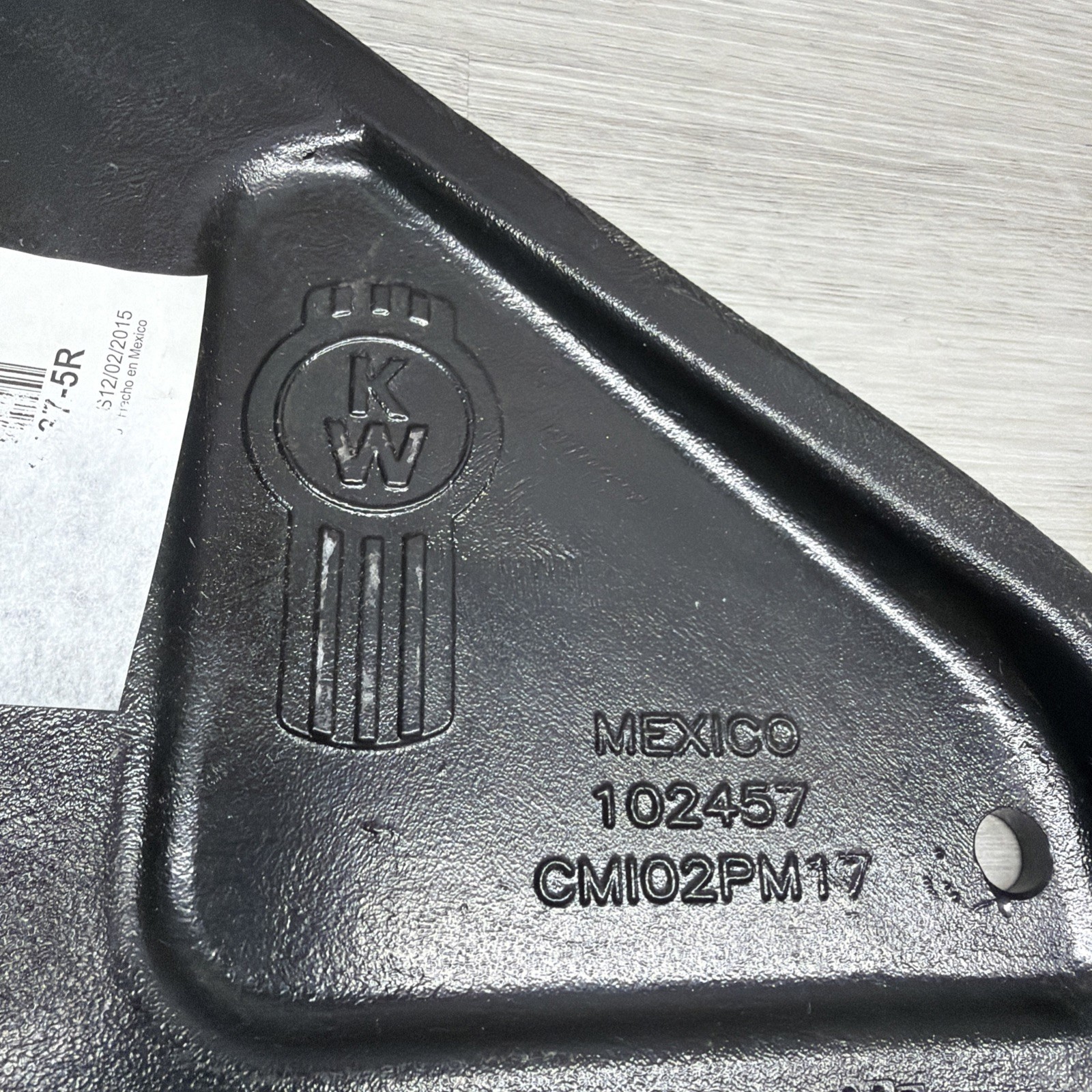 OEM PACCAR Kenworth K140-2437-5R Machined Large Crossmember Gusset, Right Hand