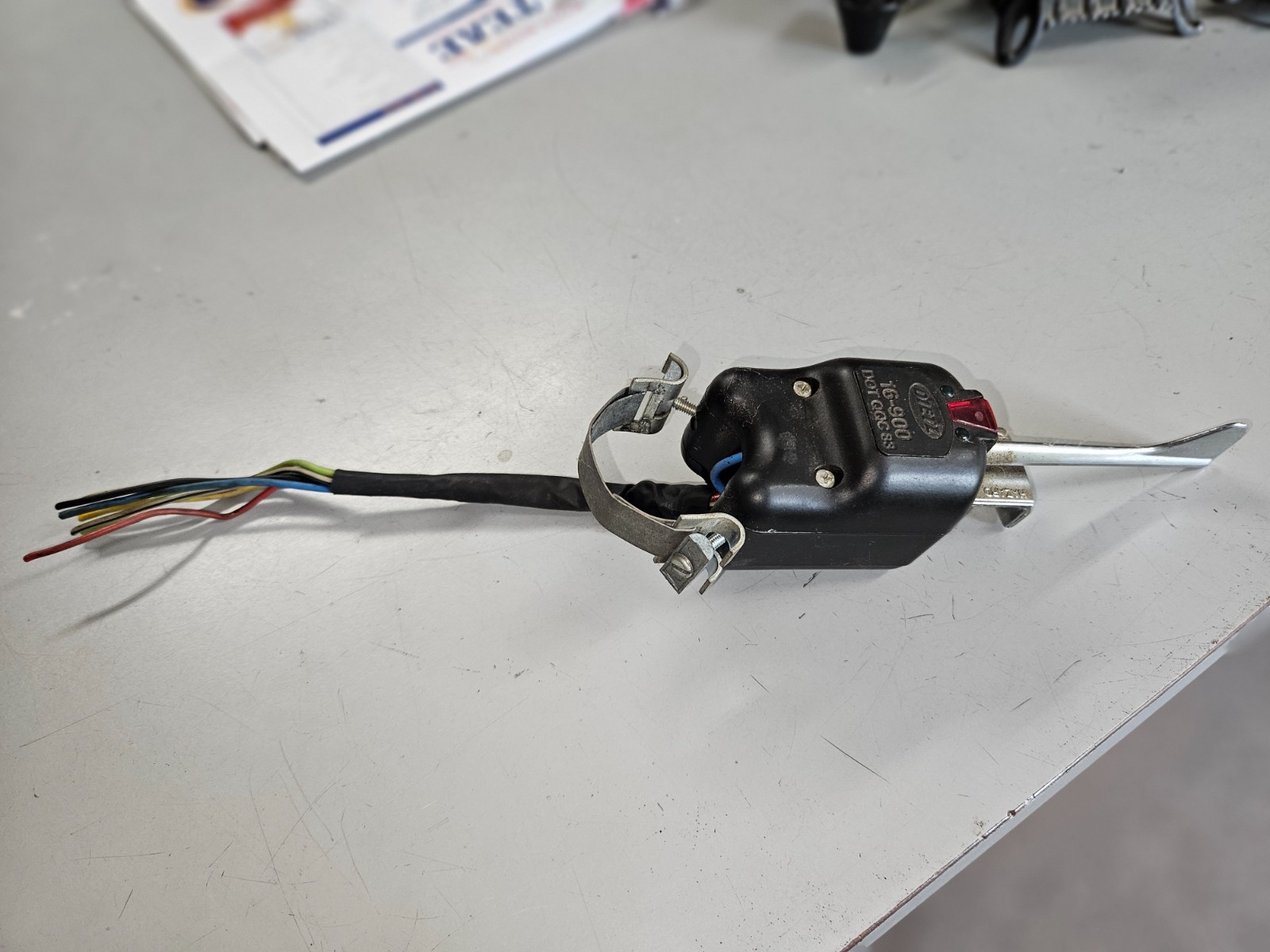 Deitz 16-900 Universal 7 Wire Turn Signal Switch Unit – (Signal Stat) USA