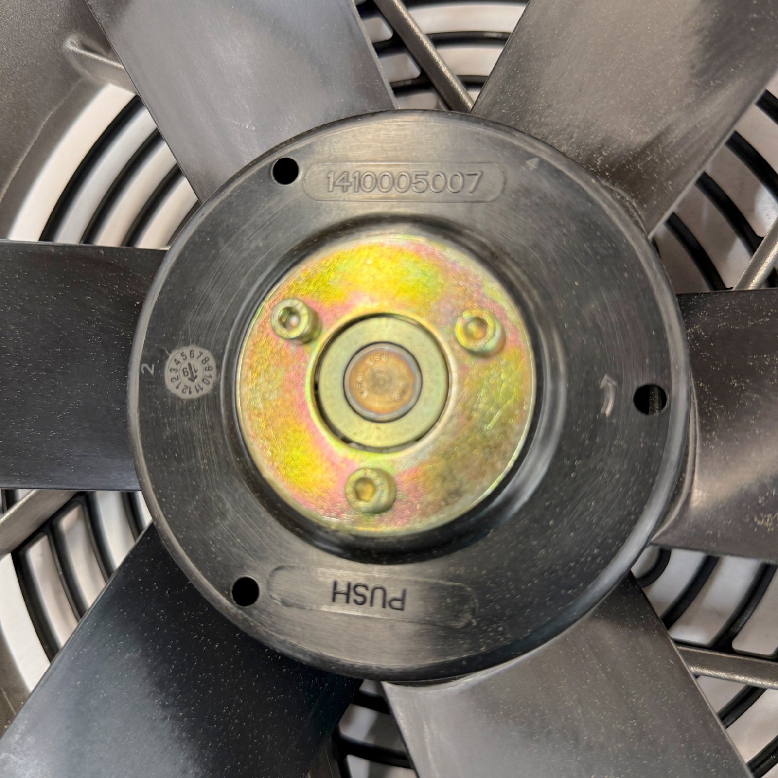 EMP 1050005093 11″ 24V Pusher Fan Guard F11-24V-PUSH-G 3 MCI Bus 6361894