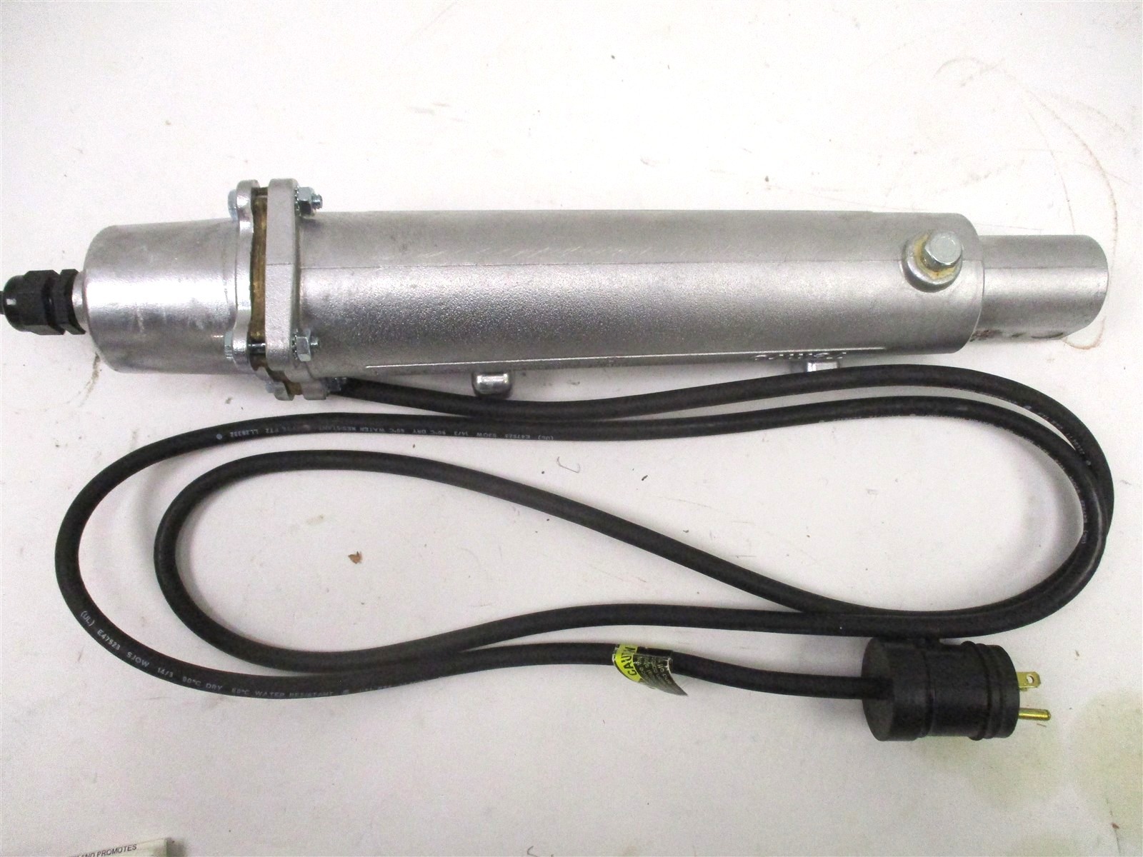 3310006 PHILLIPS HORIZONTAL COOLANT CIRCULATION ENGINE PRE-HEATER 1500W 120V