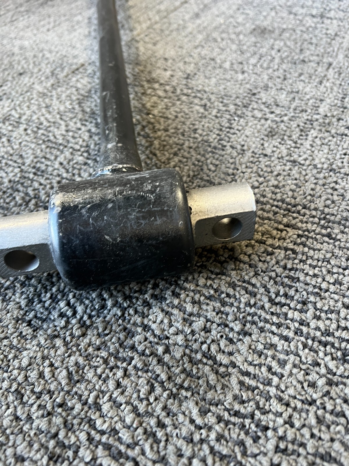 16-21340-000 Torque Rod Black Heavy Duty Fits Freightliner 18-23 Cascadia