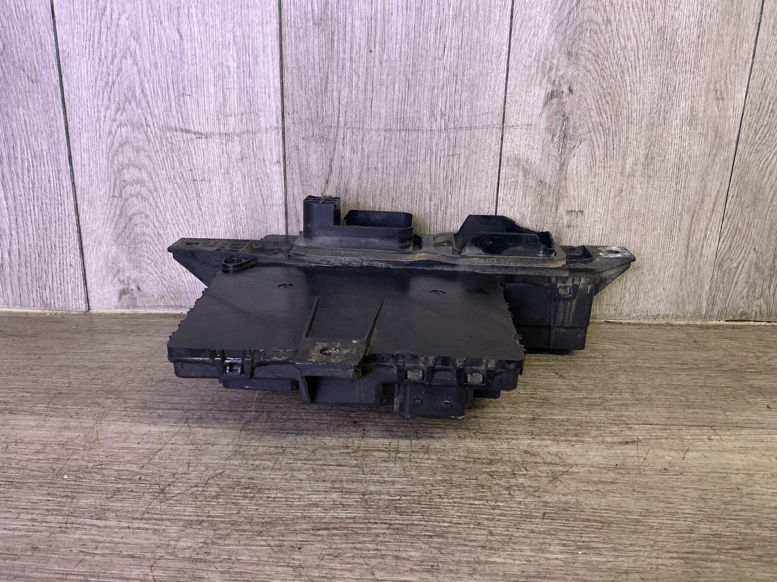 # Freightliner Cascadia P/N A06-94992-001 Control Unit Chassis MODULE – SAM CHAS