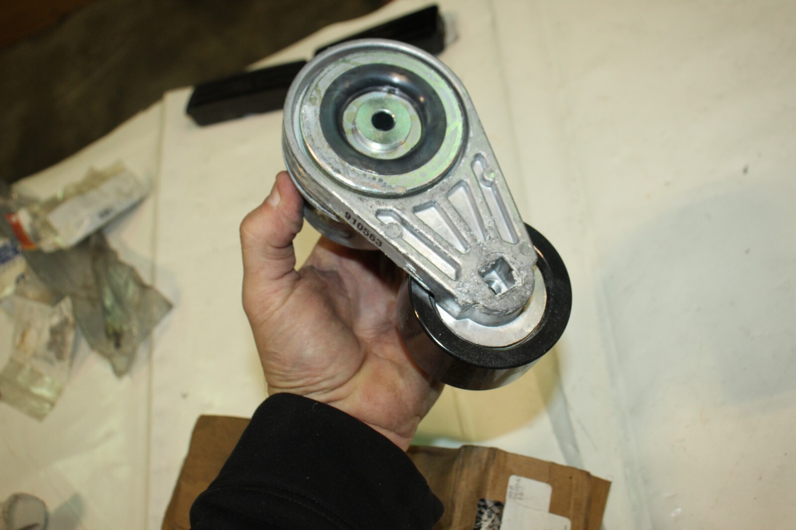 OEM Cummins Continental Tensioner 4920105