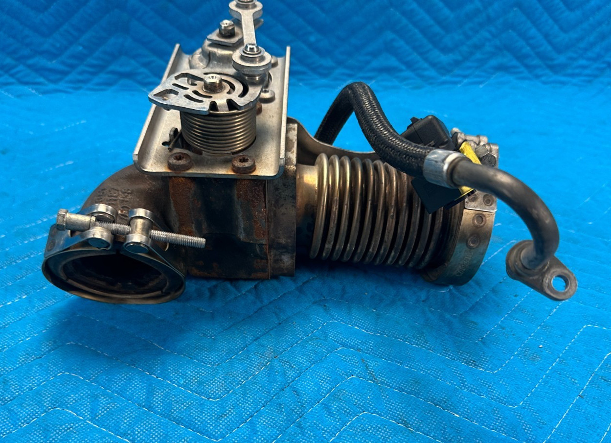 OEM Kenworth T680 Paccar MX-13 Engine EGR Control Valve 2020