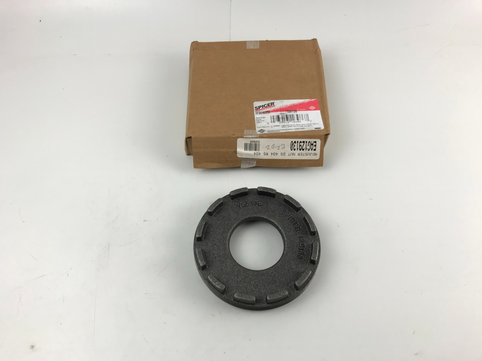 GENUINE OEM Dana Spicer 129130 Differential Carrier Bearing Adjuster EAG129130