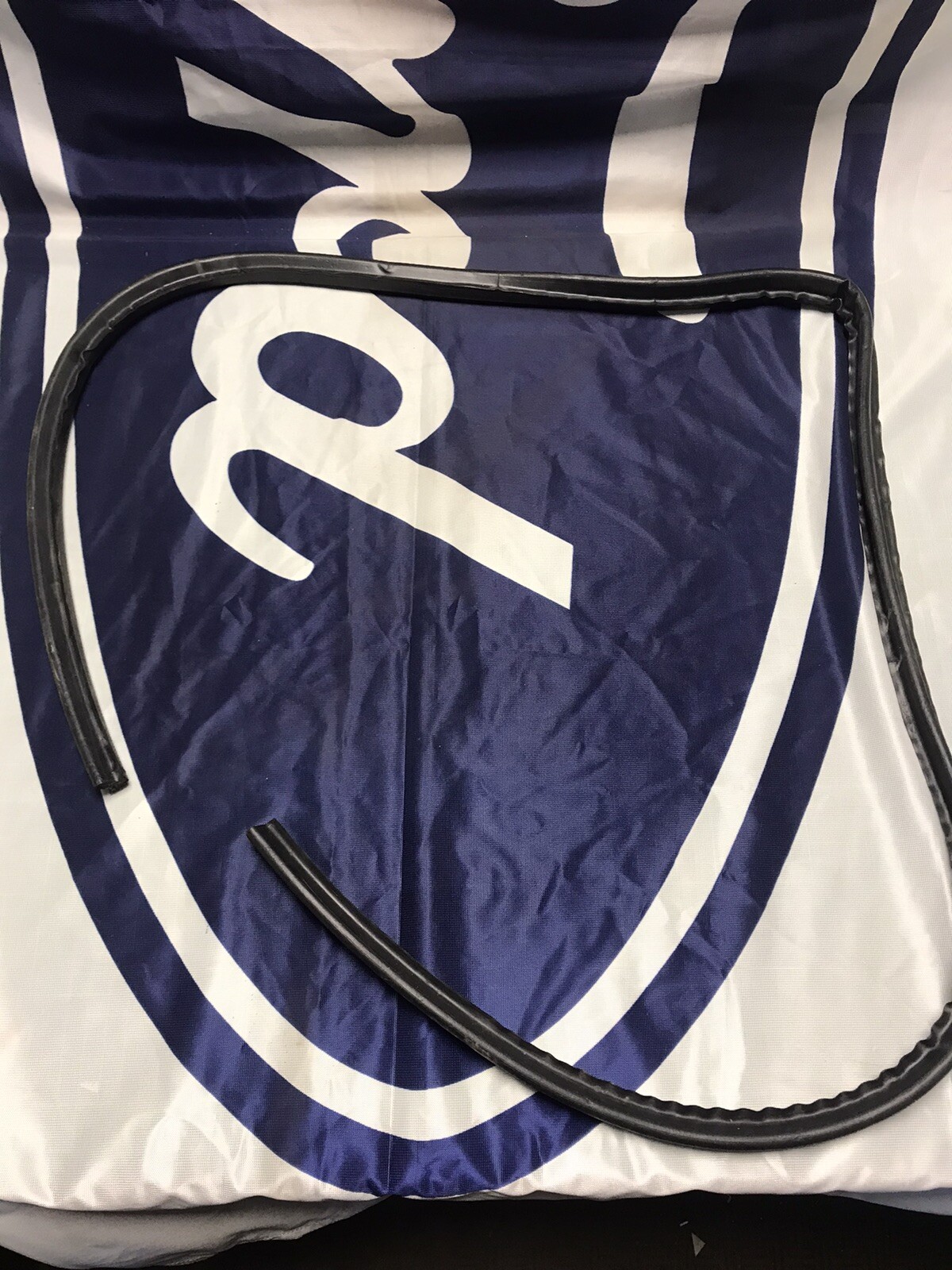 NOS GENUINE FORD D-SERIES LOWER DOOR WEATHER STRIP DOOR SEAL RUBBER CLASSIC