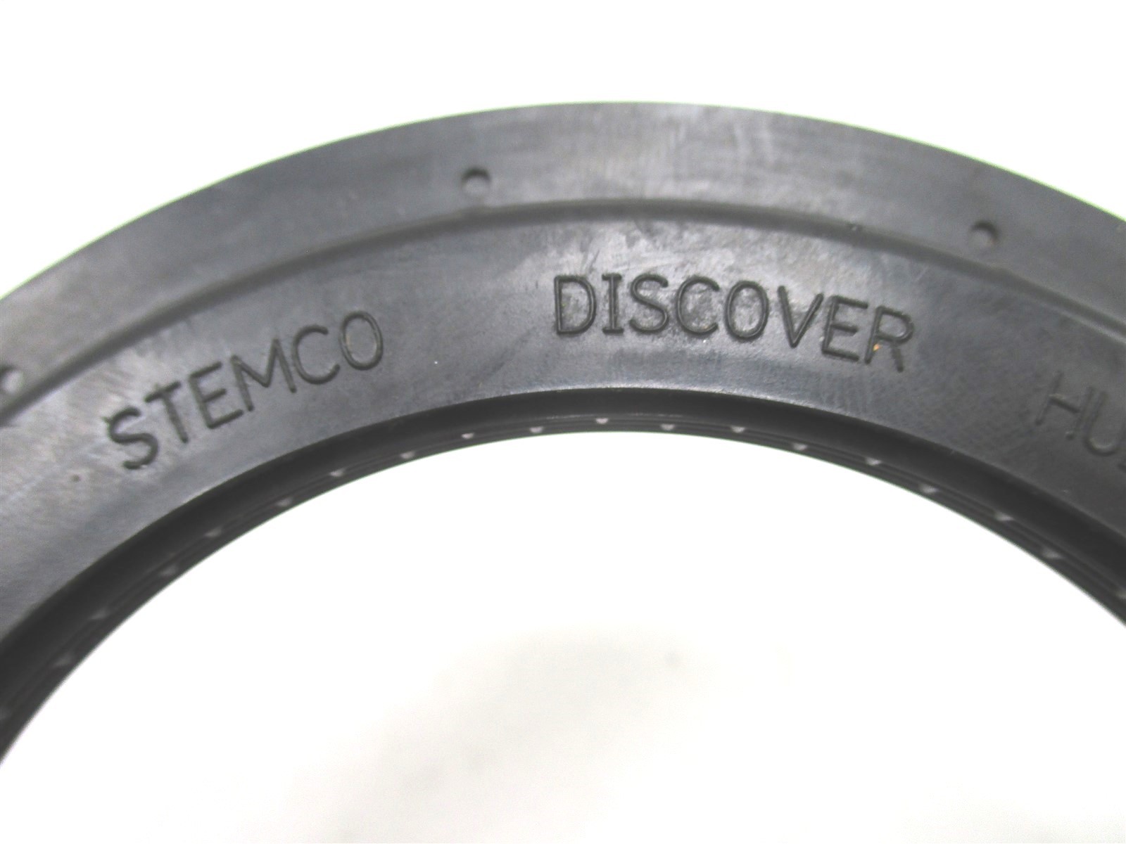 393-0212 NEW STEMCO DISCOVER WHEEL OIL SEAL 38780 3930212