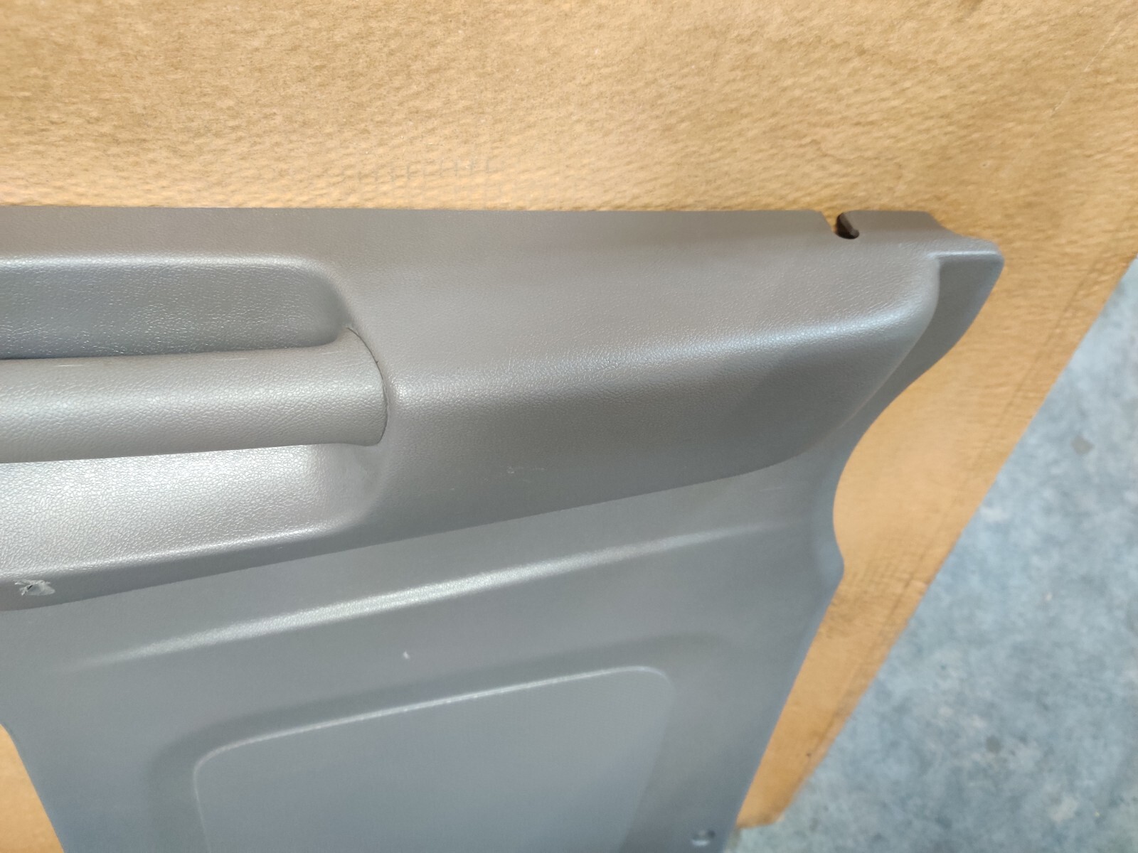 Peterbilt S63-6107-0281 Pad Door Rh POWER WINDOW PANEL (NEW TAKE OFF READ AD)