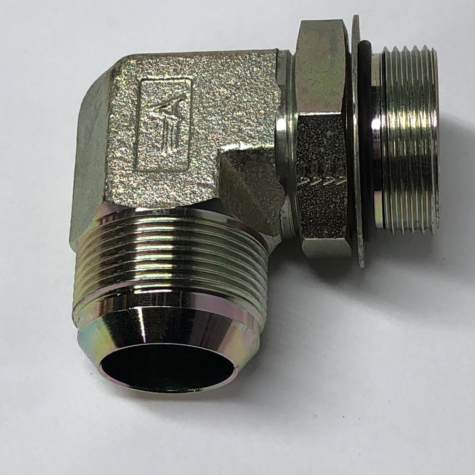 1-1/4″ JIC-20 to 1-1/4″ ORB-20 90 Degree Elbow, Zinc Finish