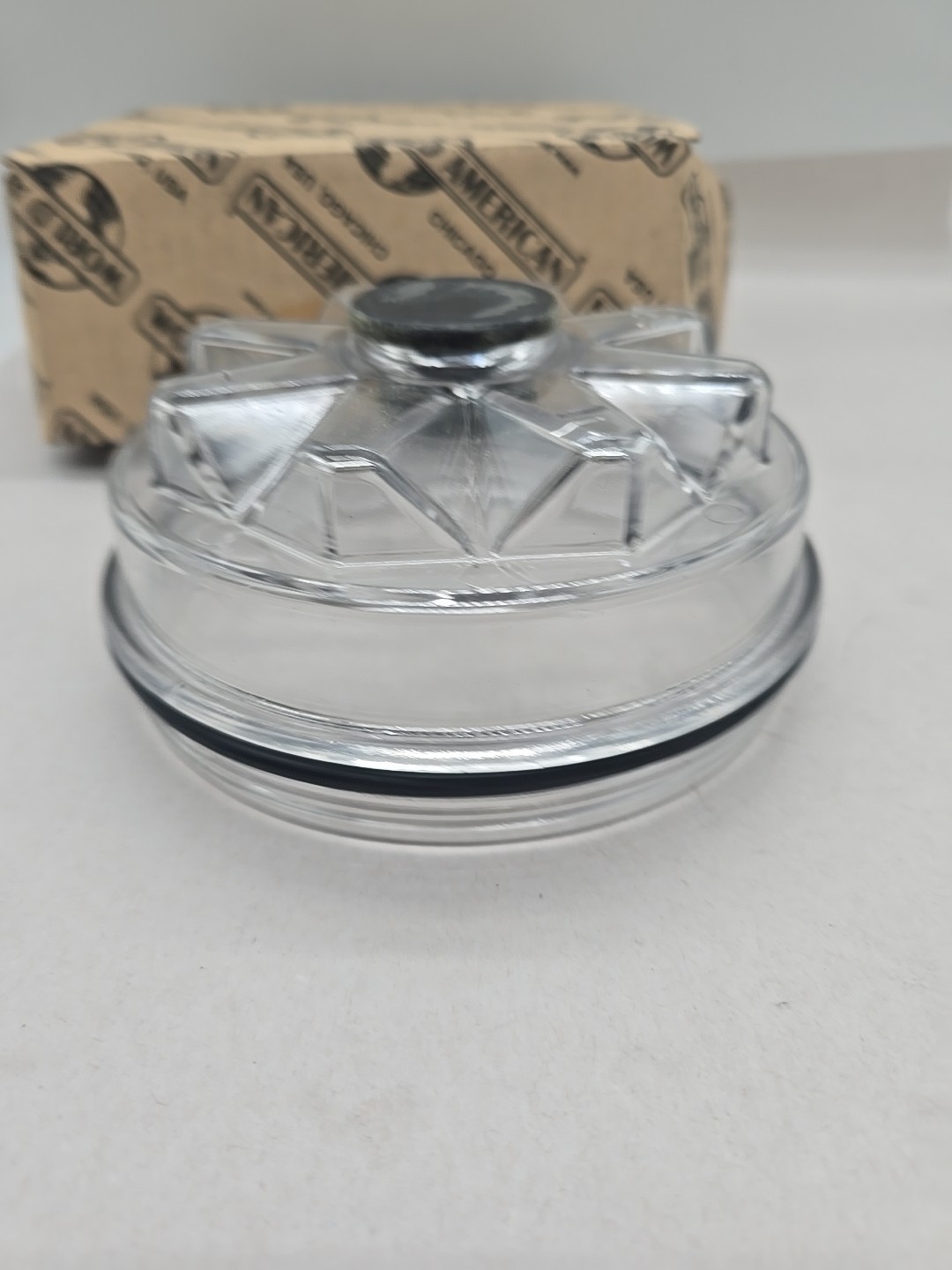 HUBCAP #340-4975 34075p 40-4975 World American