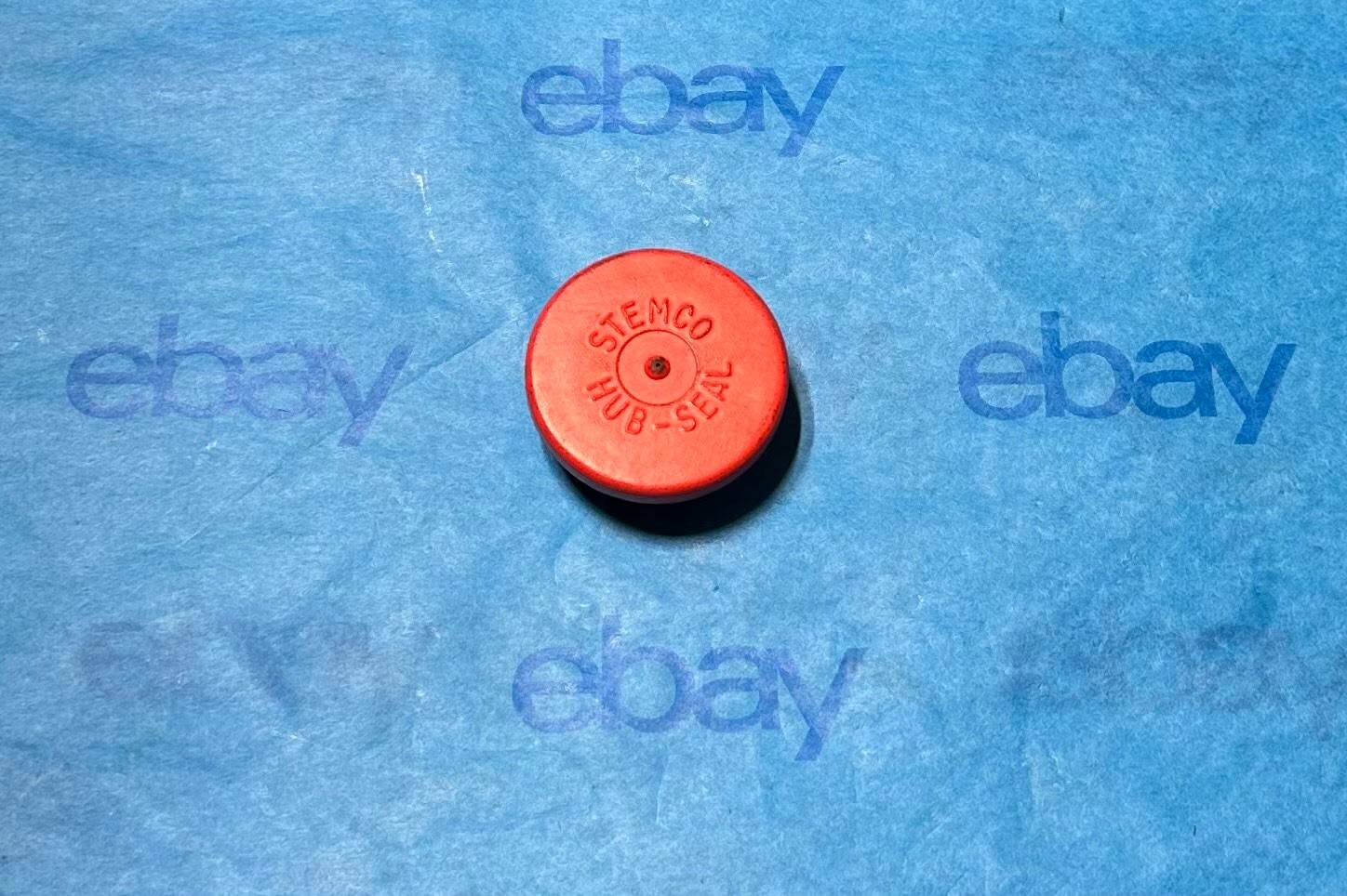 359-5990 / 3595990 Genuine Stemco 1-1/8 Inch Red Hub Cap Plug – New