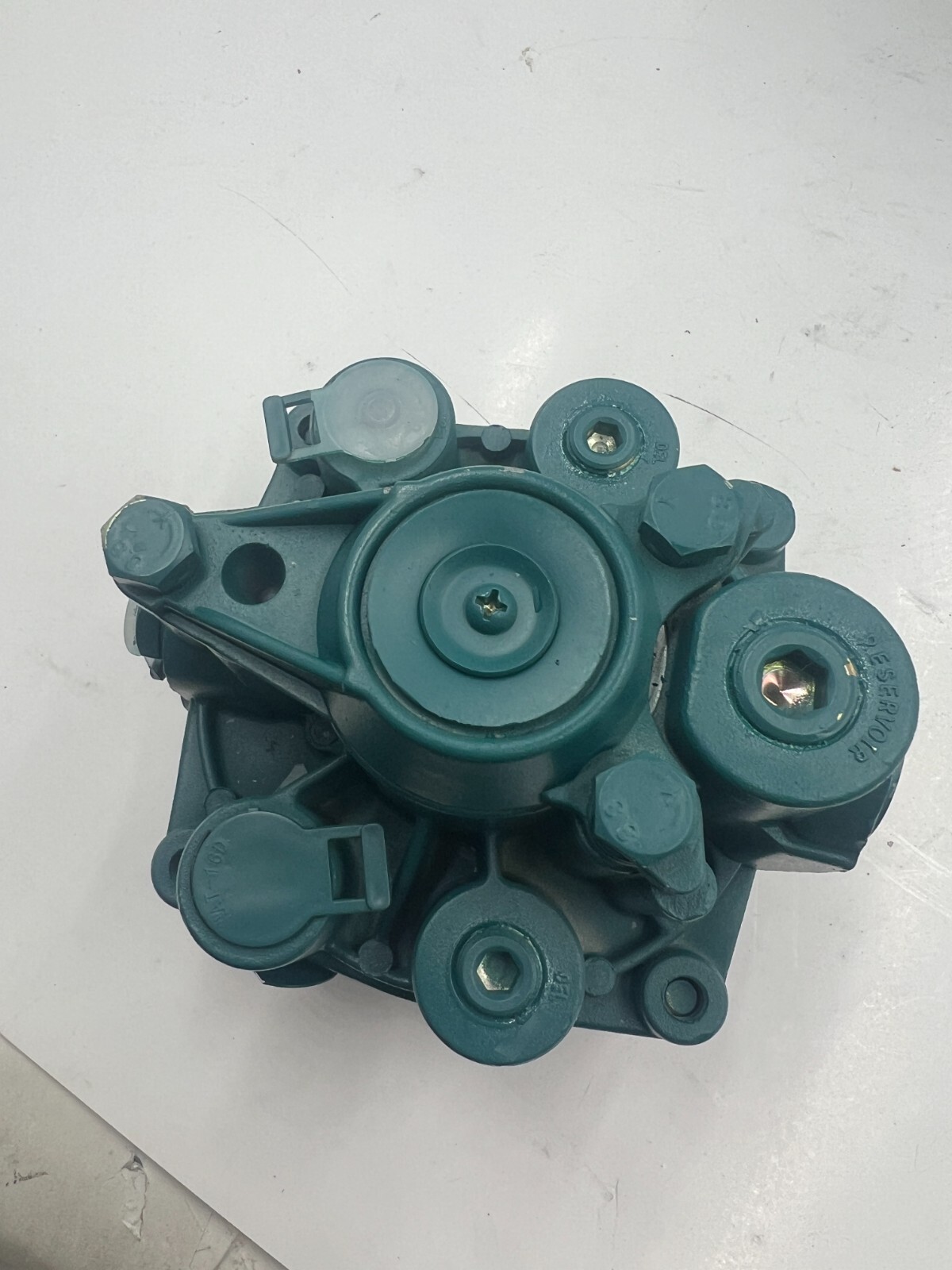 Haldex 281865X Emergency Relay Valve Supply 1 @ 3/8″ , 1 @ 3/4″ Heavy Duty
