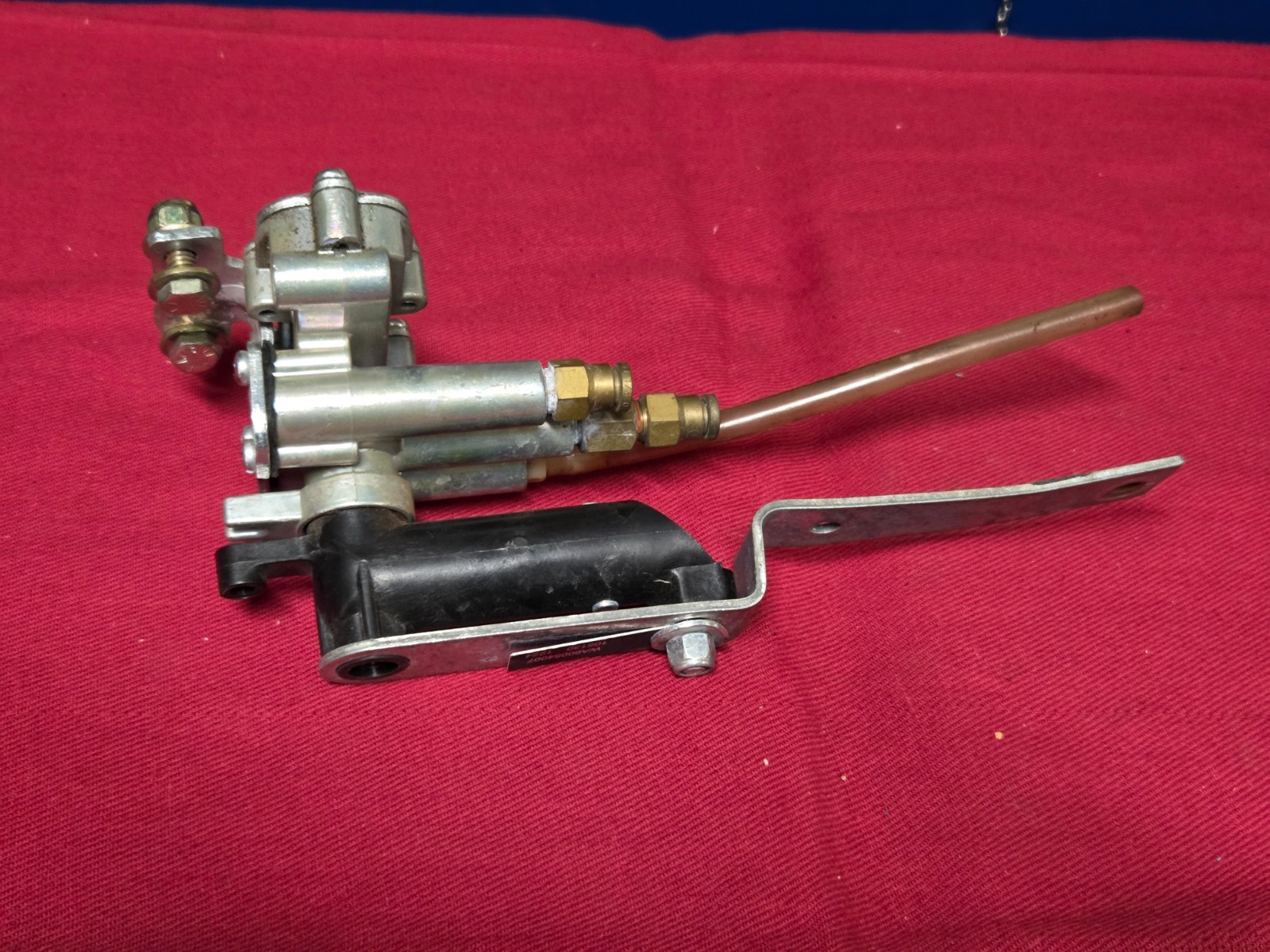 WORLD AMERICA: WA90054007 HEIGHT CONTROL VALVE