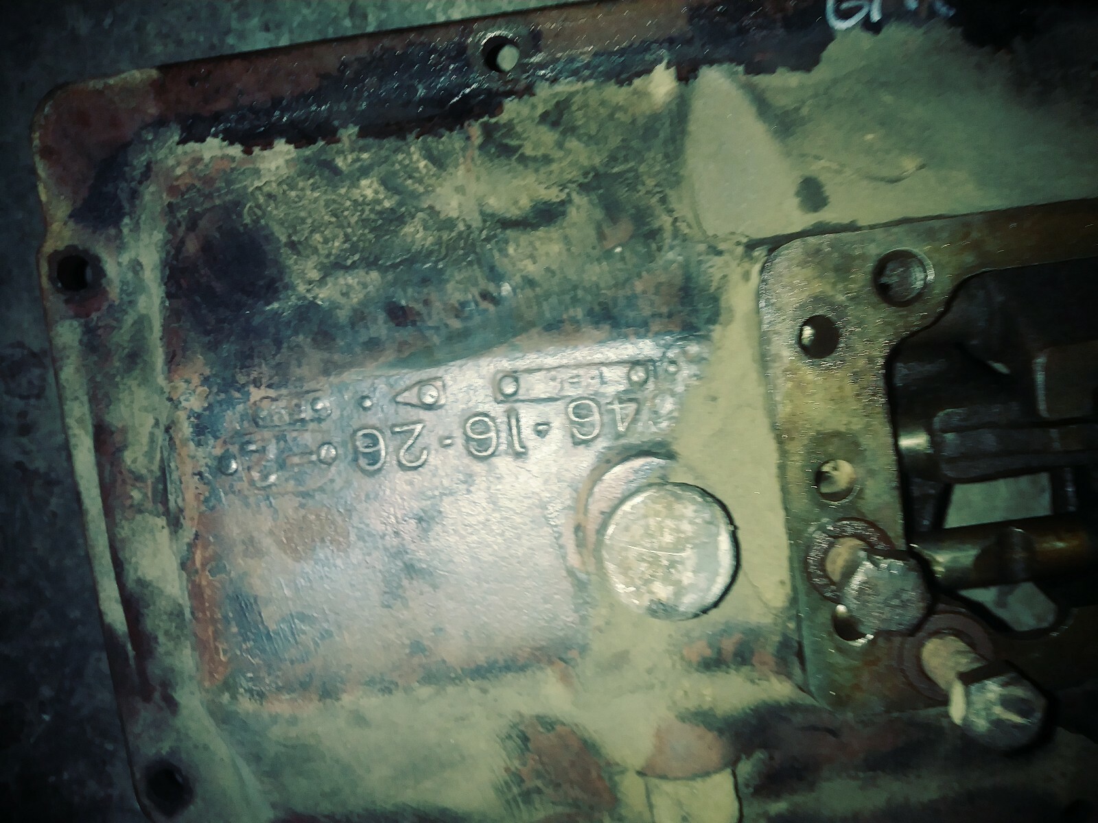 Spicer shifter top 46-16-26 cast iron shifter top 5756 transmission 5756b