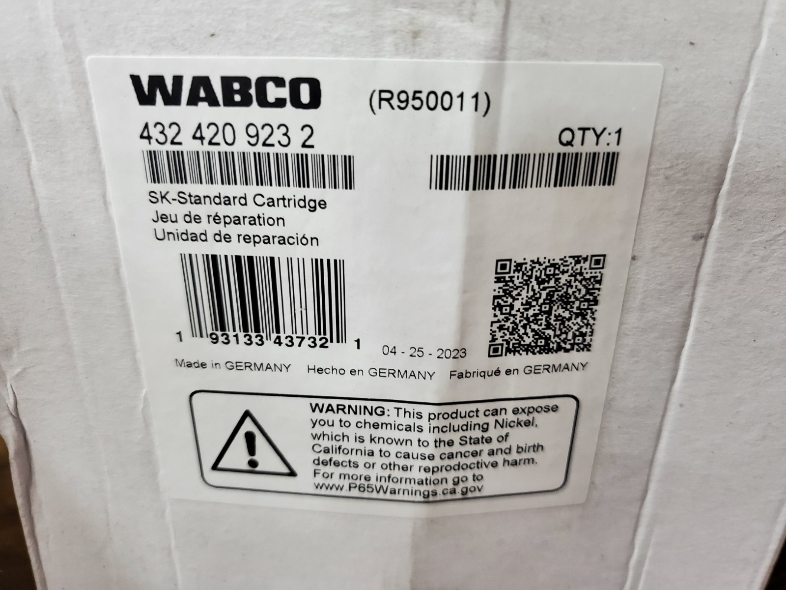 4324209232 Genuine Wabco Air Dryer Cartridge OEM-New