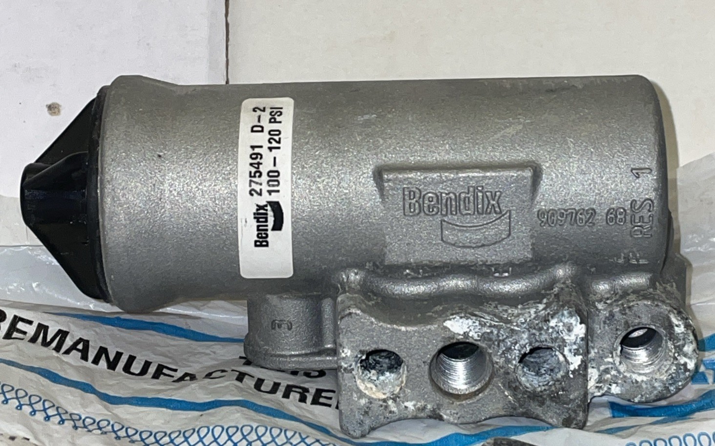 BENDIX REMAN CORELESS D-2 GOVERNOR VALVE – OR275491X