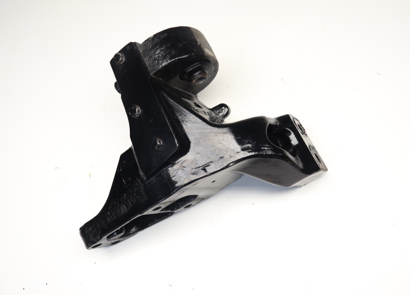 2023 PETERBILT 579 PACCAR RIGHT CAB MOUNT BRACKET A85-6136R