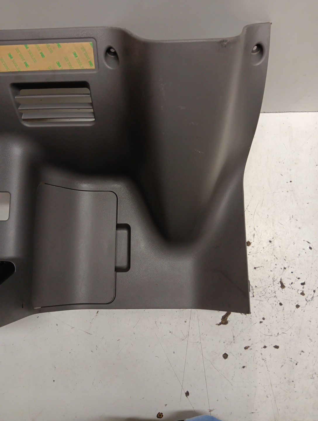 Peterbilt Left Hand Foot Panel W/ Tilt Strg Opening S60-6088-0281 Item #3104