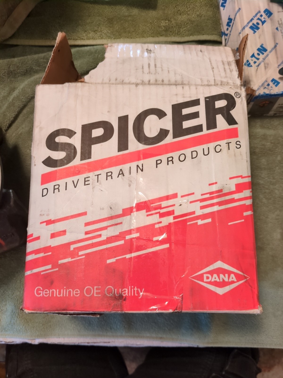 Dana Spicer Volvo #22278415 A1CV End Yoke 350-4-61-1X