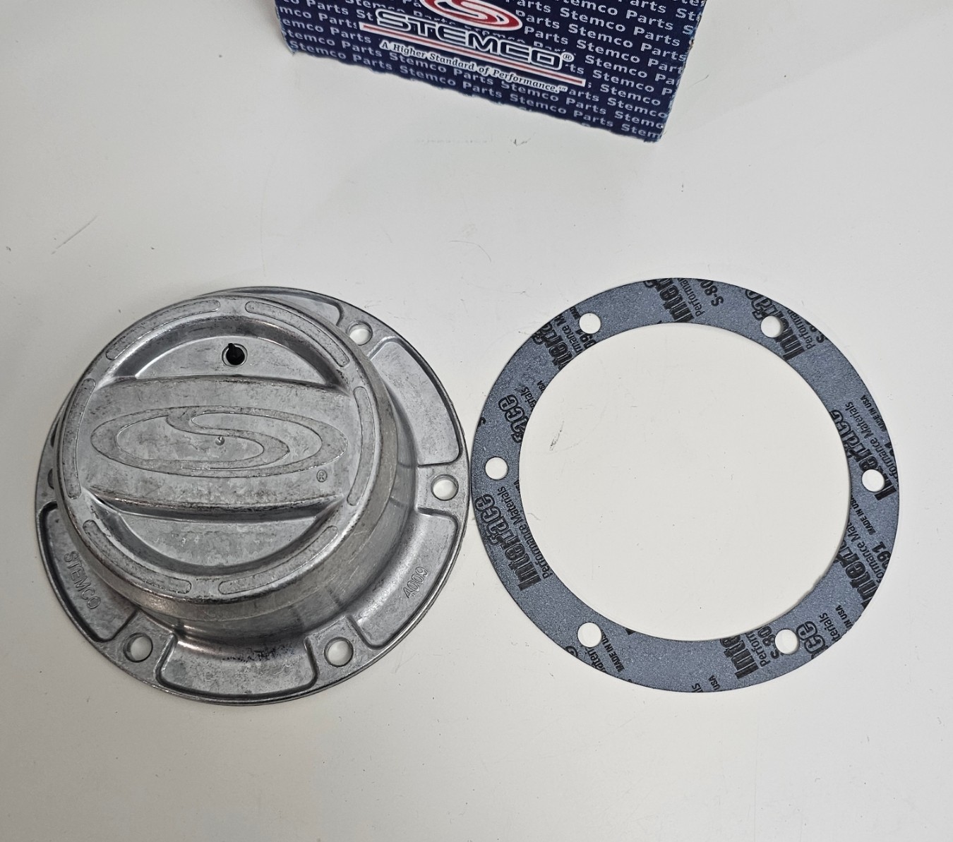 STEMCO GREASE HUB CAP WITHOUT GLASS 352-4009