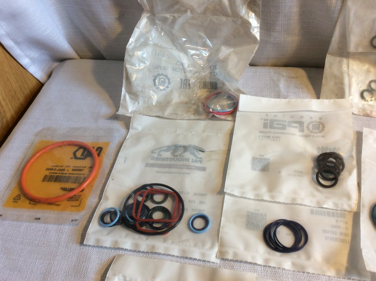 Upper Cylinder Head Gasket Kit for Caterpillar C15. #331165 Ref# 2226727 2486740
