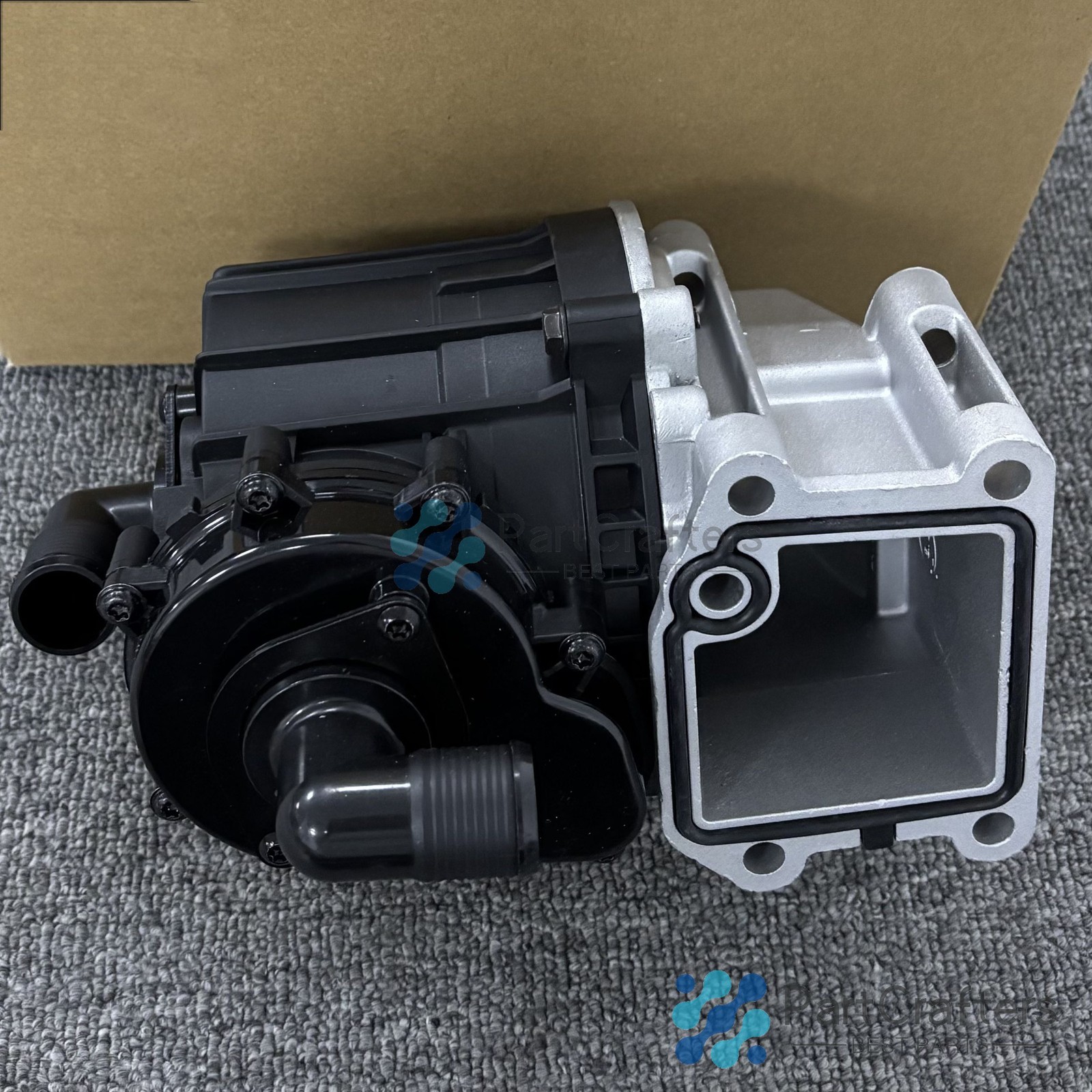 New Oil Crankcase Ventilation Separator Fits For 21122541 20499419 Volvo D13 MP8