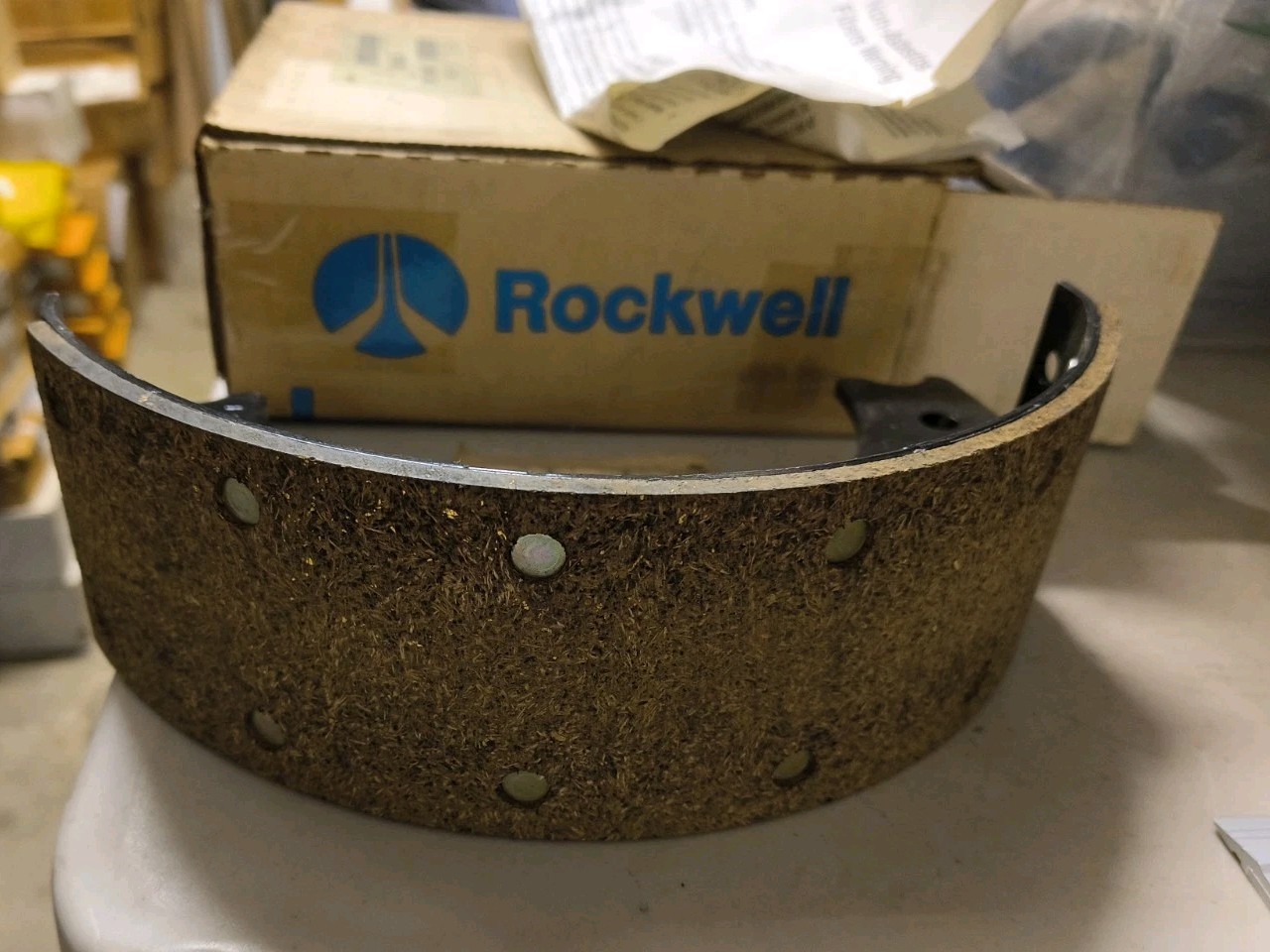 International 388912c91 / Rockwell A23722G501 Parking Brake Shoe Sold Each – USA