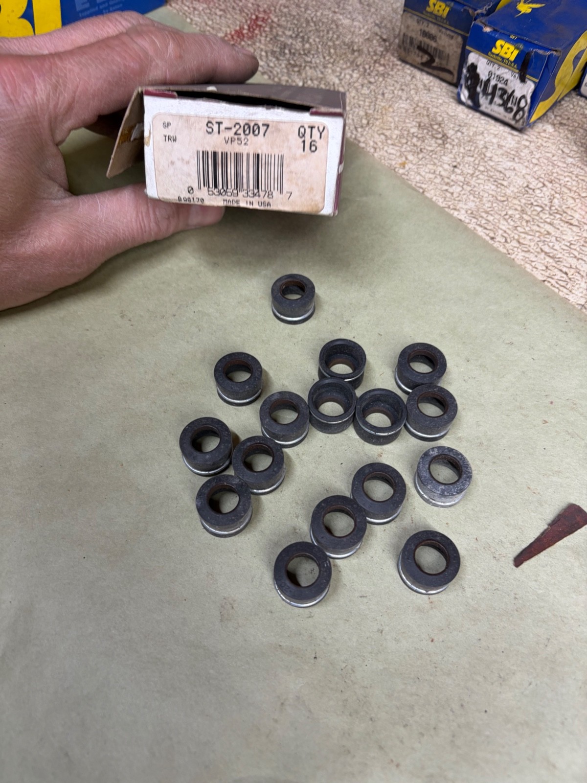 SEALED POWER ST2007 VALVE SEALS LOT OF 16