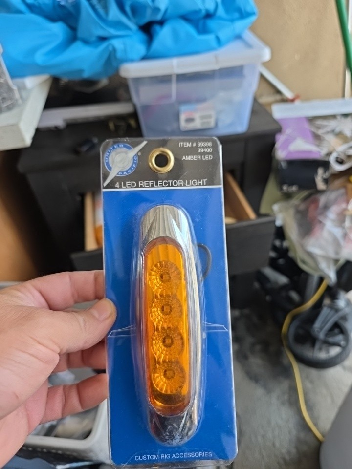 4 United Pacific 39398 – Clearance/Marker Light – Amber Led/Amber Lens