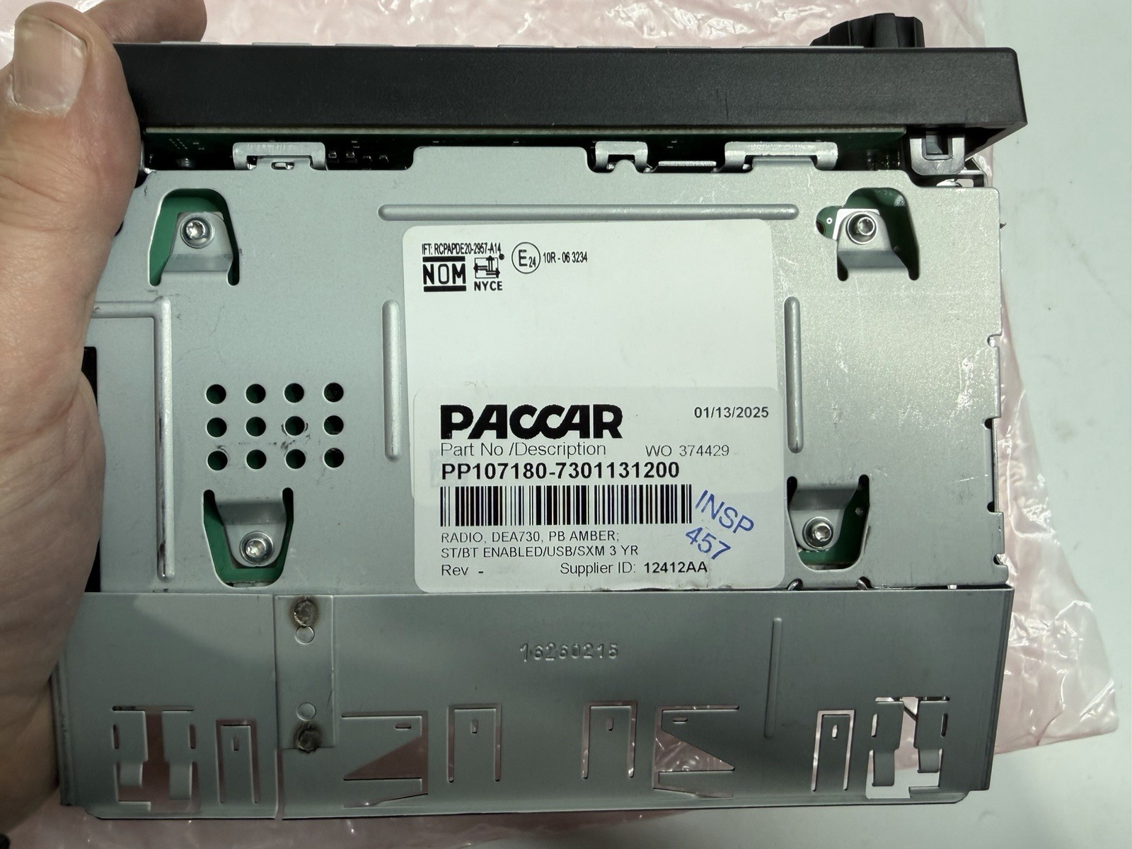 PP107180-7301131200 Genuine Pana Pacific Radio OEM Paccar DEA730 PB AMBER NEW!