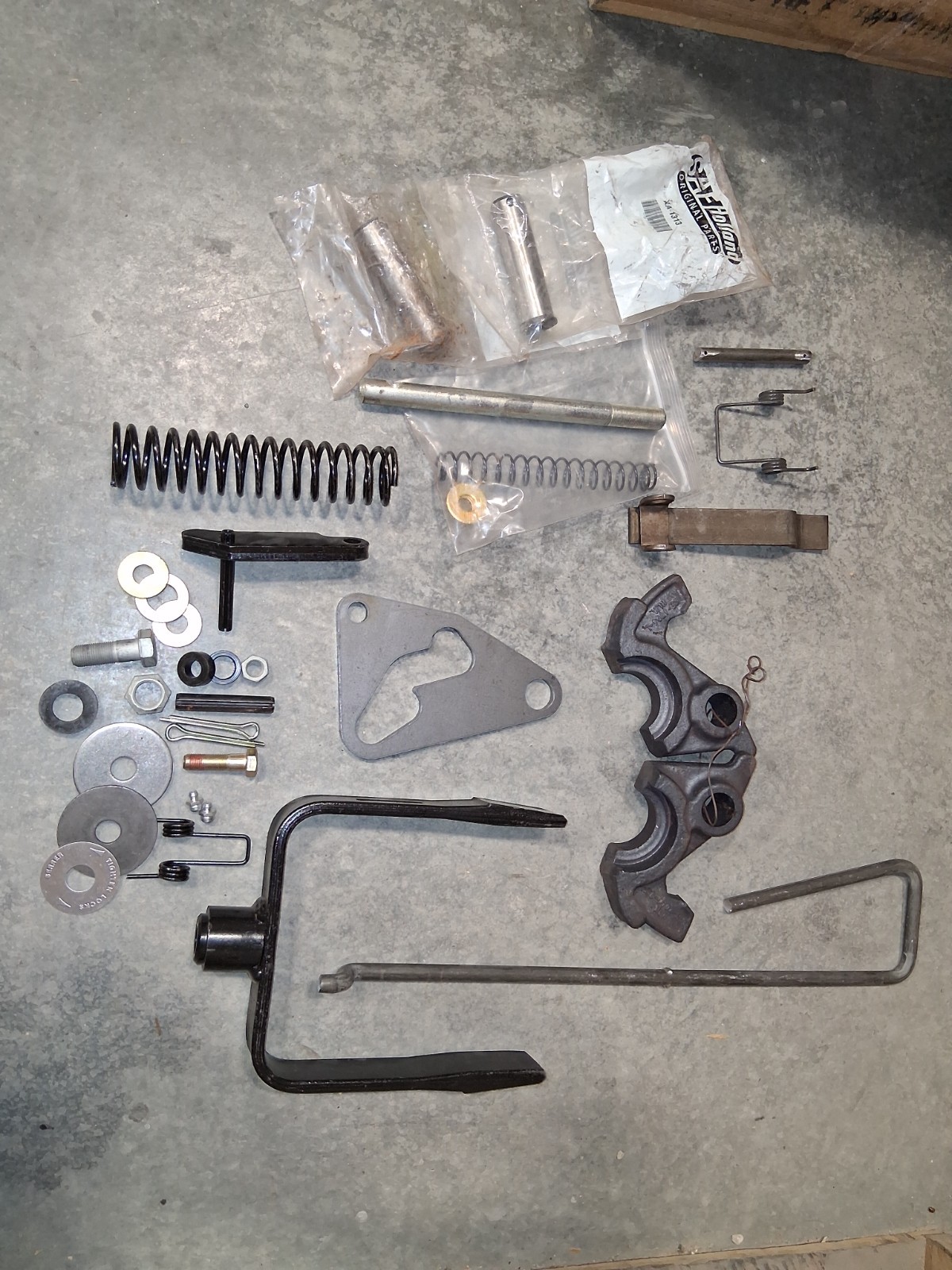 SAF Holland Fifth Wheel Rebuild Kit RH (curb side release) RK-63500 XA-3501-A