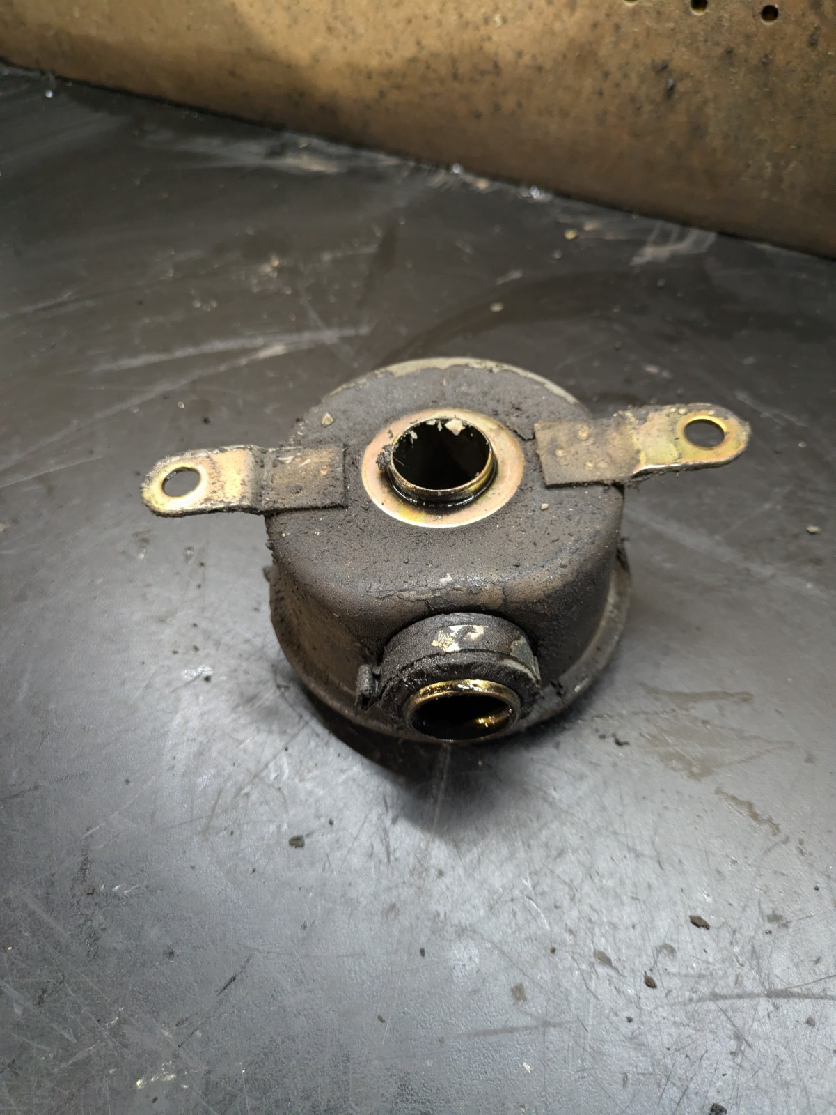 Genuine International 1805319C1 Crankcase Vent Pressure Relief Valve T444E 7.3L