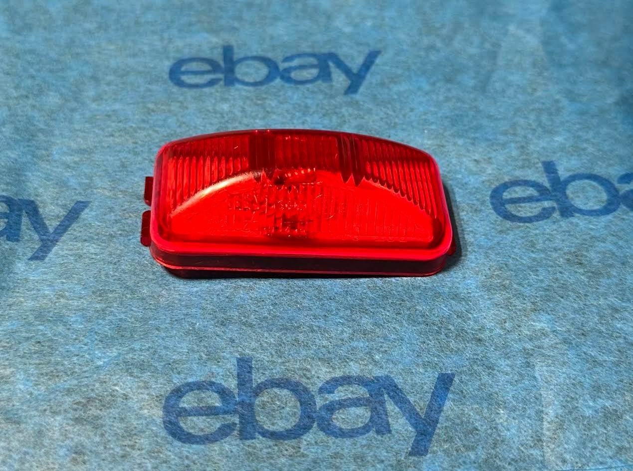 15200R Genuine Truck-Lite Red Rectangular Red Marker Light (2 Count) OEM-New