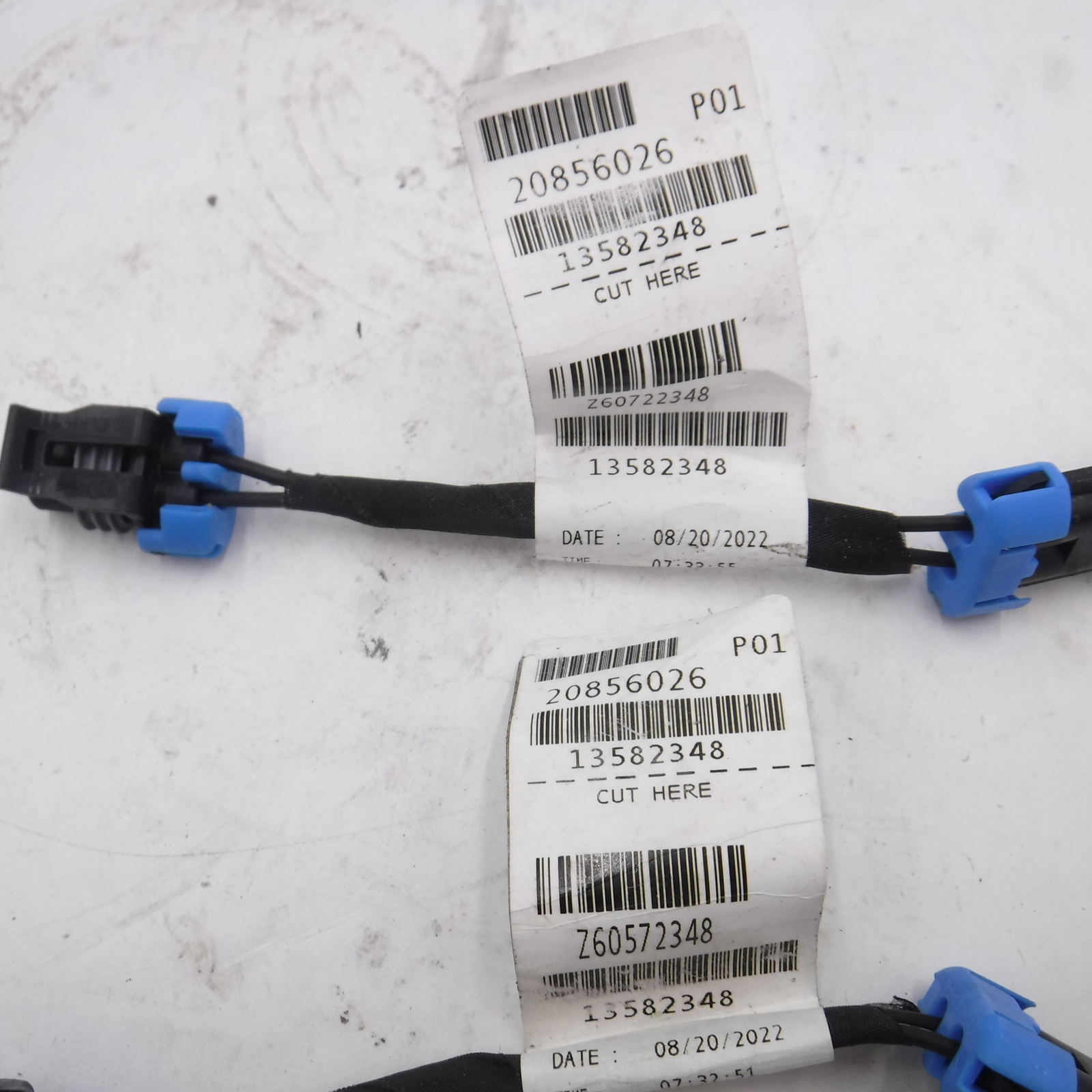 2 Pack Genuine OEM Volvo Fan Solenoid Wiring Harness Connector 20856026