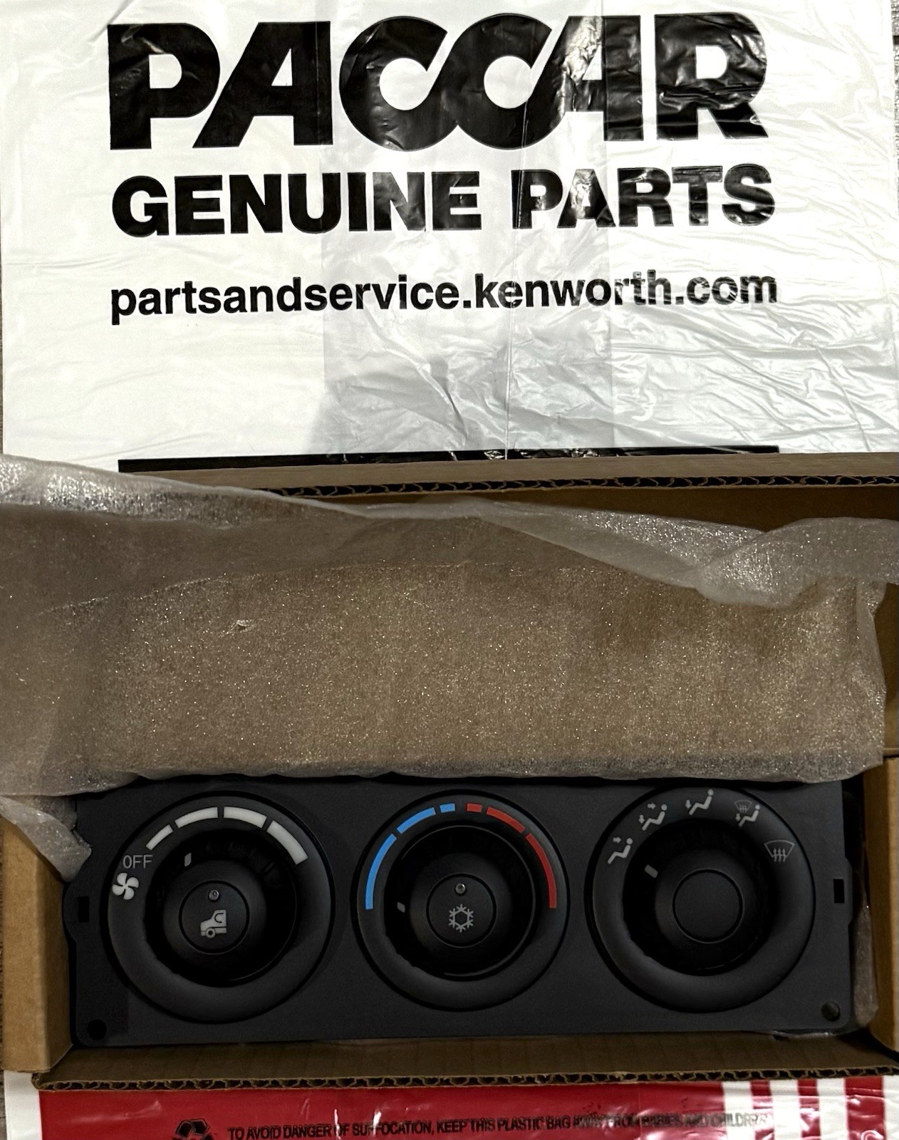New Kenworth PACCAR F21-1013-21-000 HVAC, A/C, Heater, *Day Cab* Dash Control ❄️