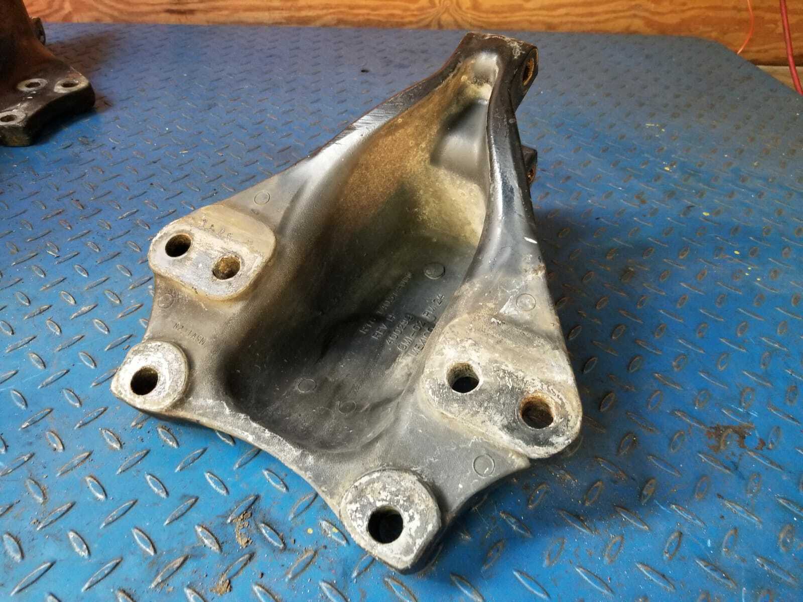 2012 FREIGHTLINER CASCADIA 125 AIRLINER SPRING HANGER PART NO.R16 14031-000 MODE