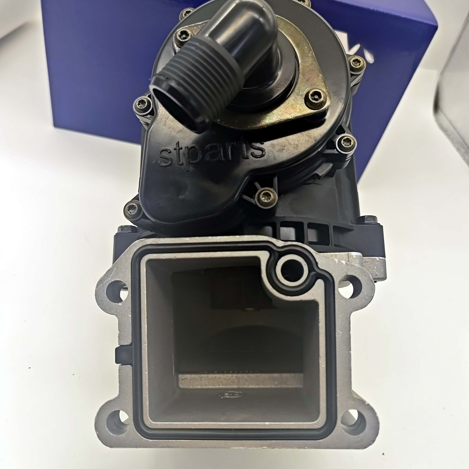 Oil Crankcase Ventilation Separator For Volvo D13 MP8 21122541 20499419 Truck