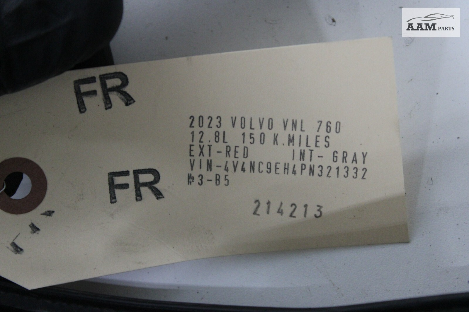 19-23 VOLVO VNL 760 FRONT RIGHT PASSENGER SIDE DOOR CAB WEATHERSTRIP SEAL OEM