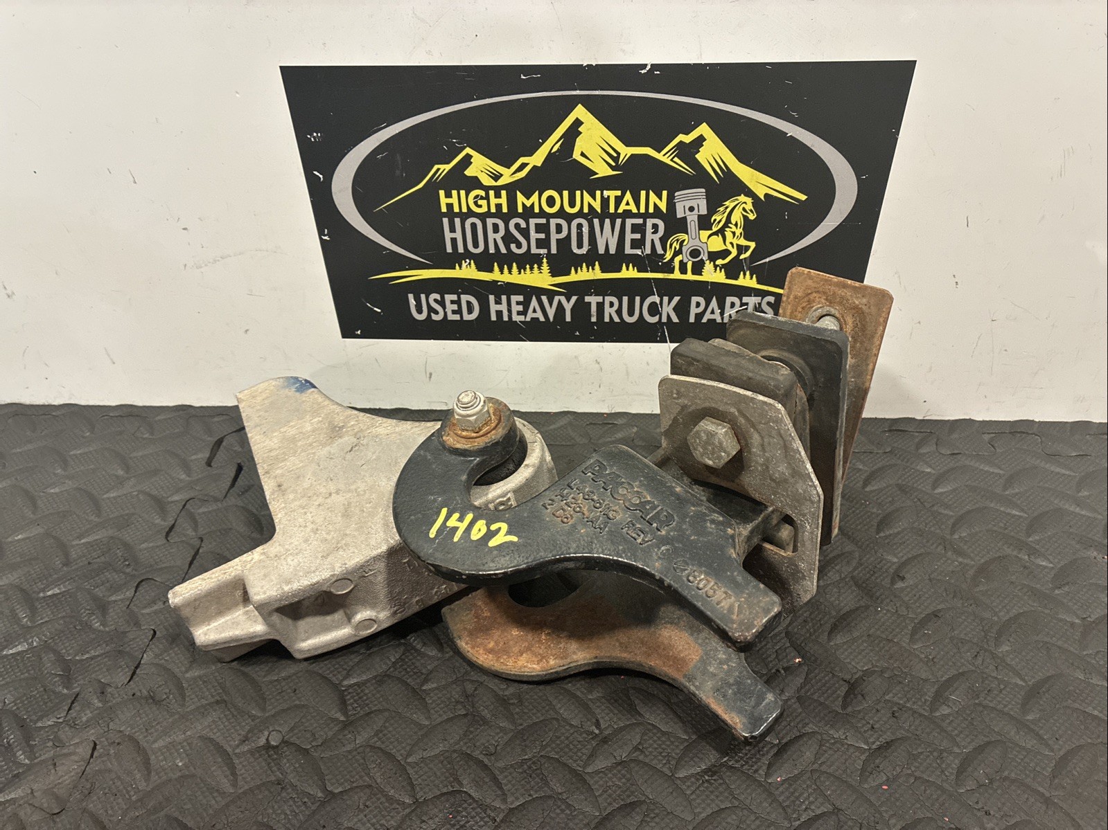 Genuine PACCAR Hood Hinge Pivot Bracket P/Ns: L48-6113 / L48-6108 (TAG# 5390)