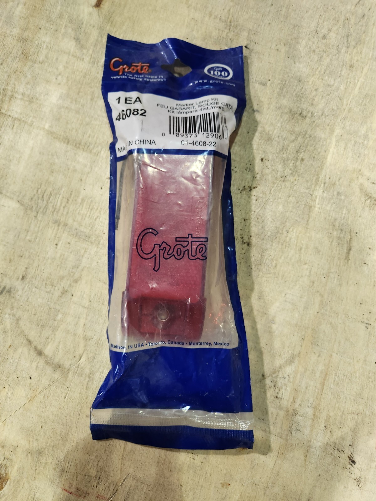 Grote 46082 Sealed Clearance Marker Light 2” x 6” Rectangular