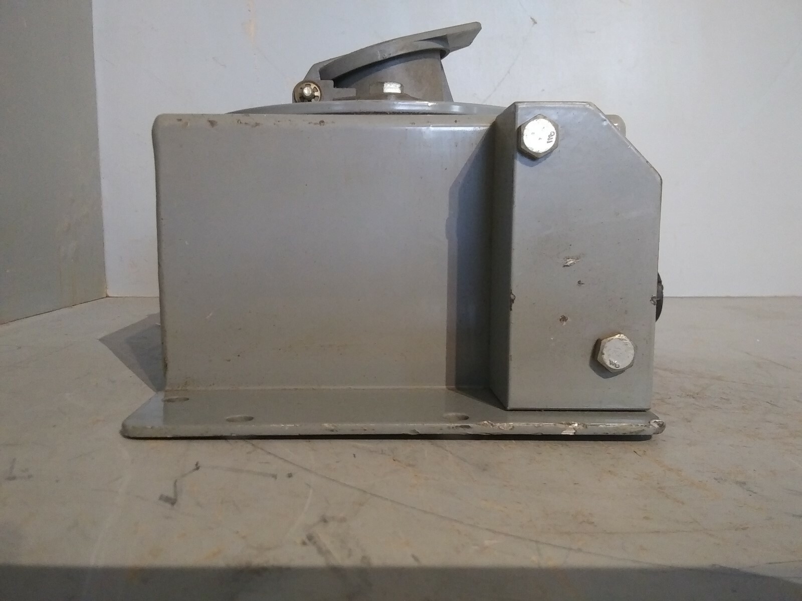 Betts Industries Trailer Plug, SAE J560
