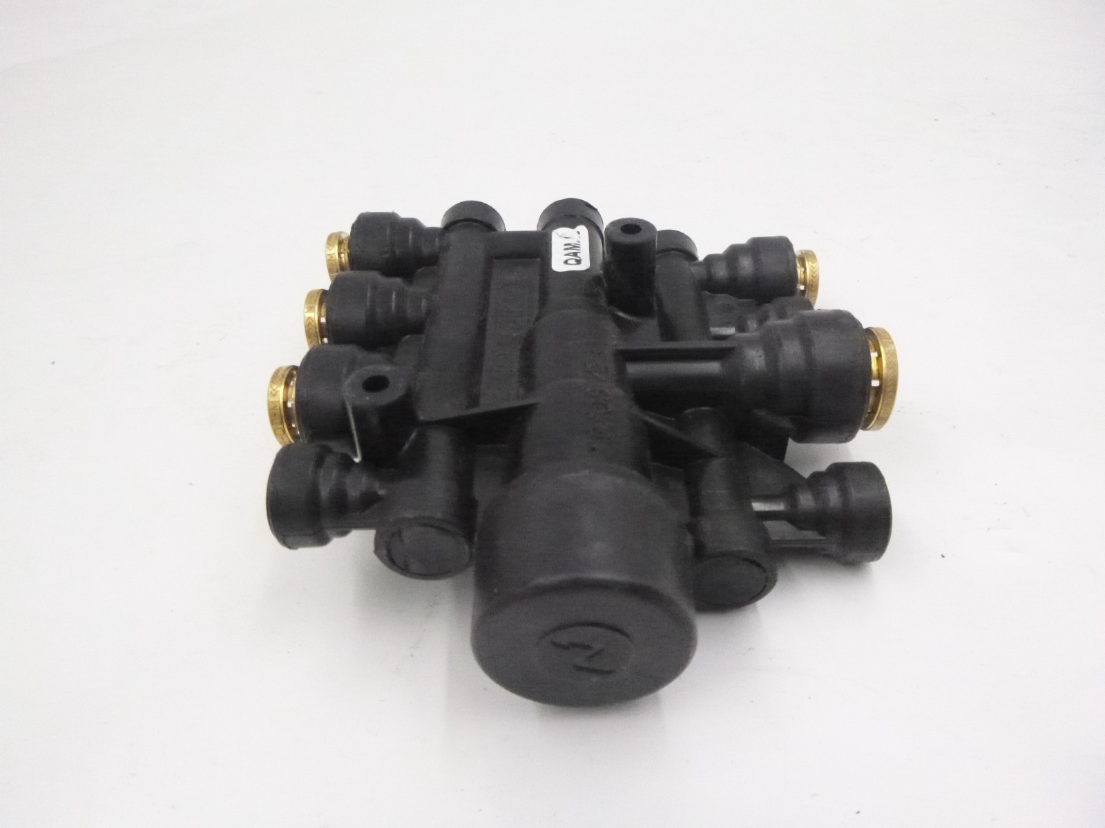 Genuine OEM Volvo 24112715 Air Manifold