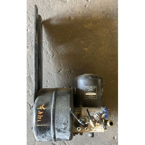 Air Dryer Assembly 2017 KW T680 Low Mileage P/N K124857 (Tag#6359) *RTS*